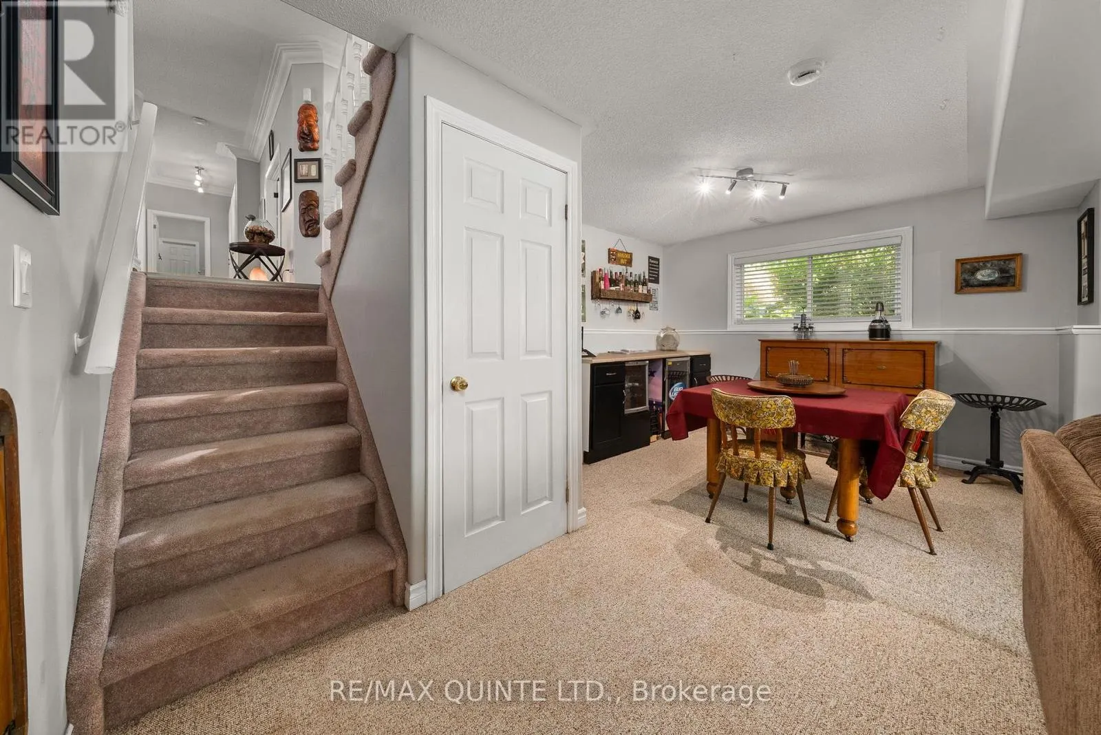 291 COLONIAL DRIVE