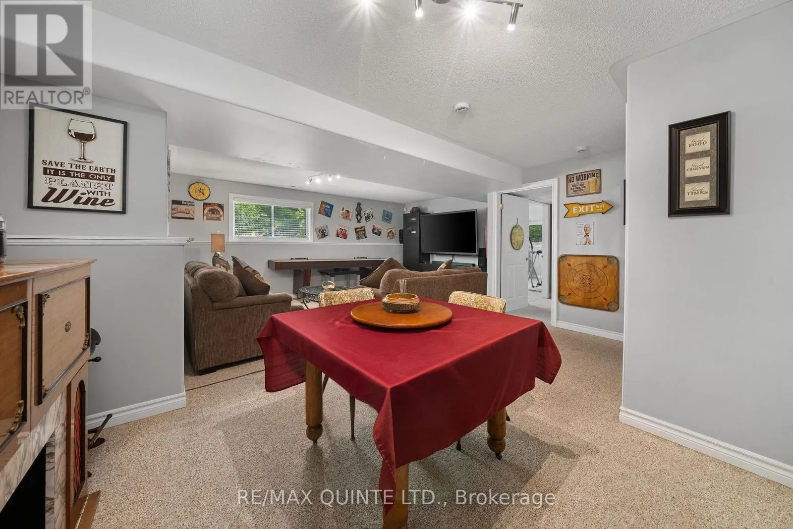 291 COLONIAL DRIVE