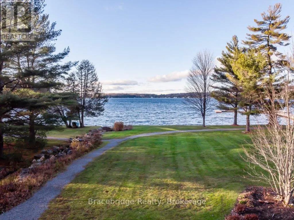 CARLING 10 W3 - 3876 MUSKOKA ROAD 118 HIGHWAY W