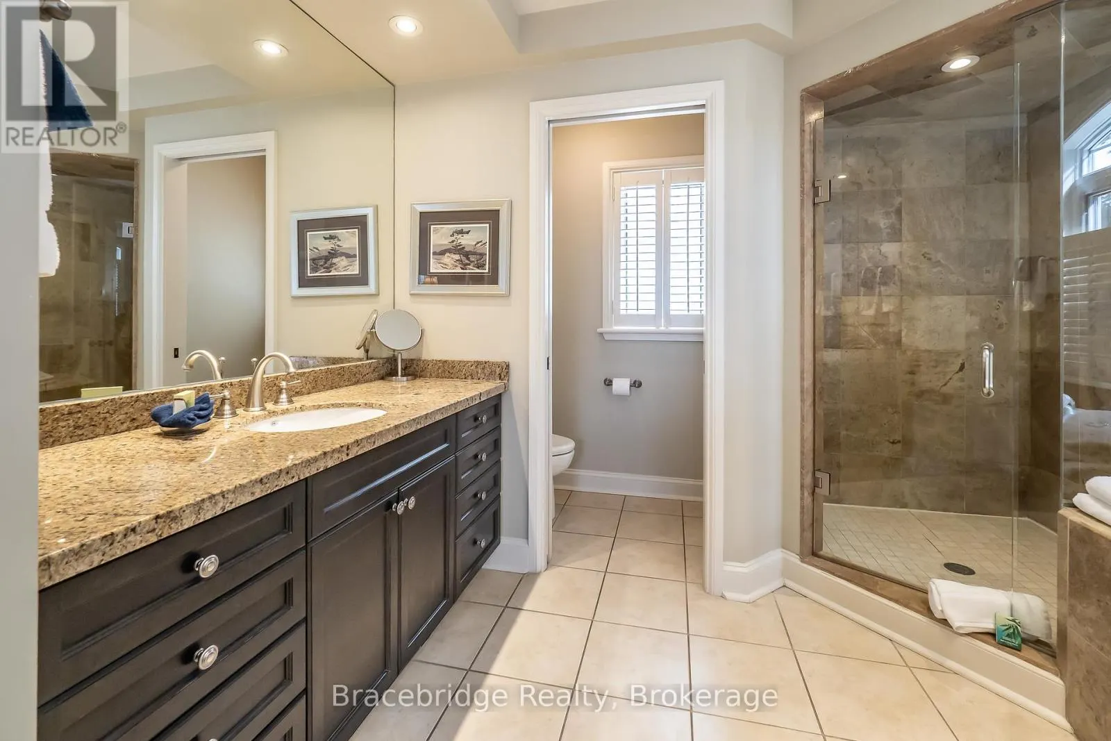CARLING 10 W3 - 3876 MUSKOKA ROAD 118 HIGHWAY W
