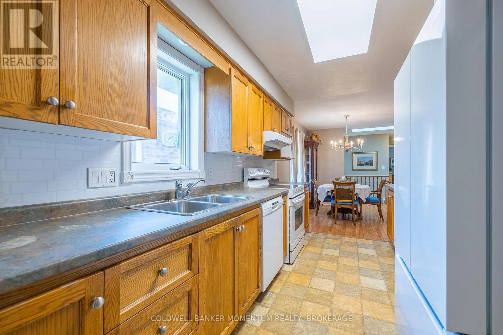 3901 RAINBOW LANE