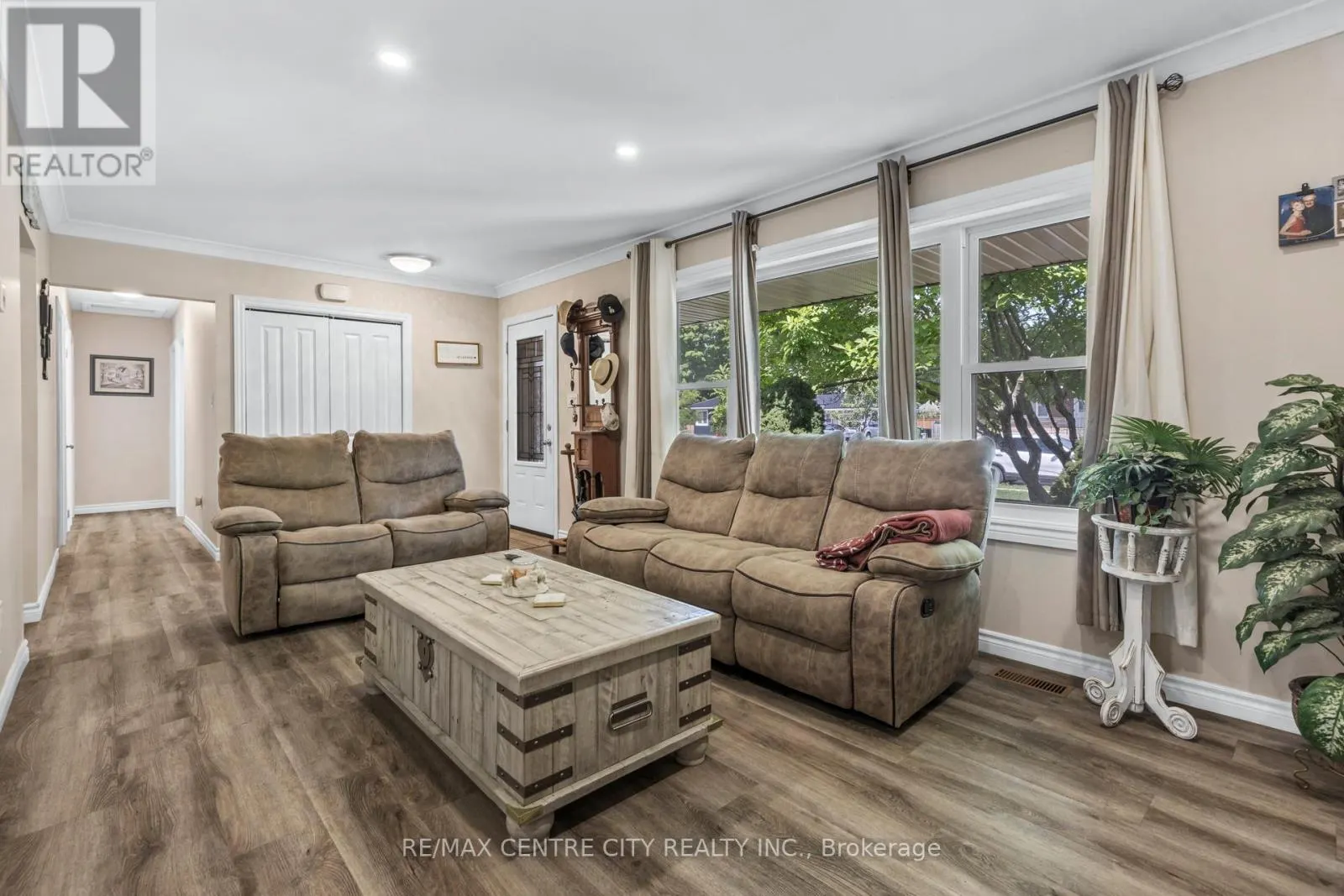 241 FOREST AVENUE