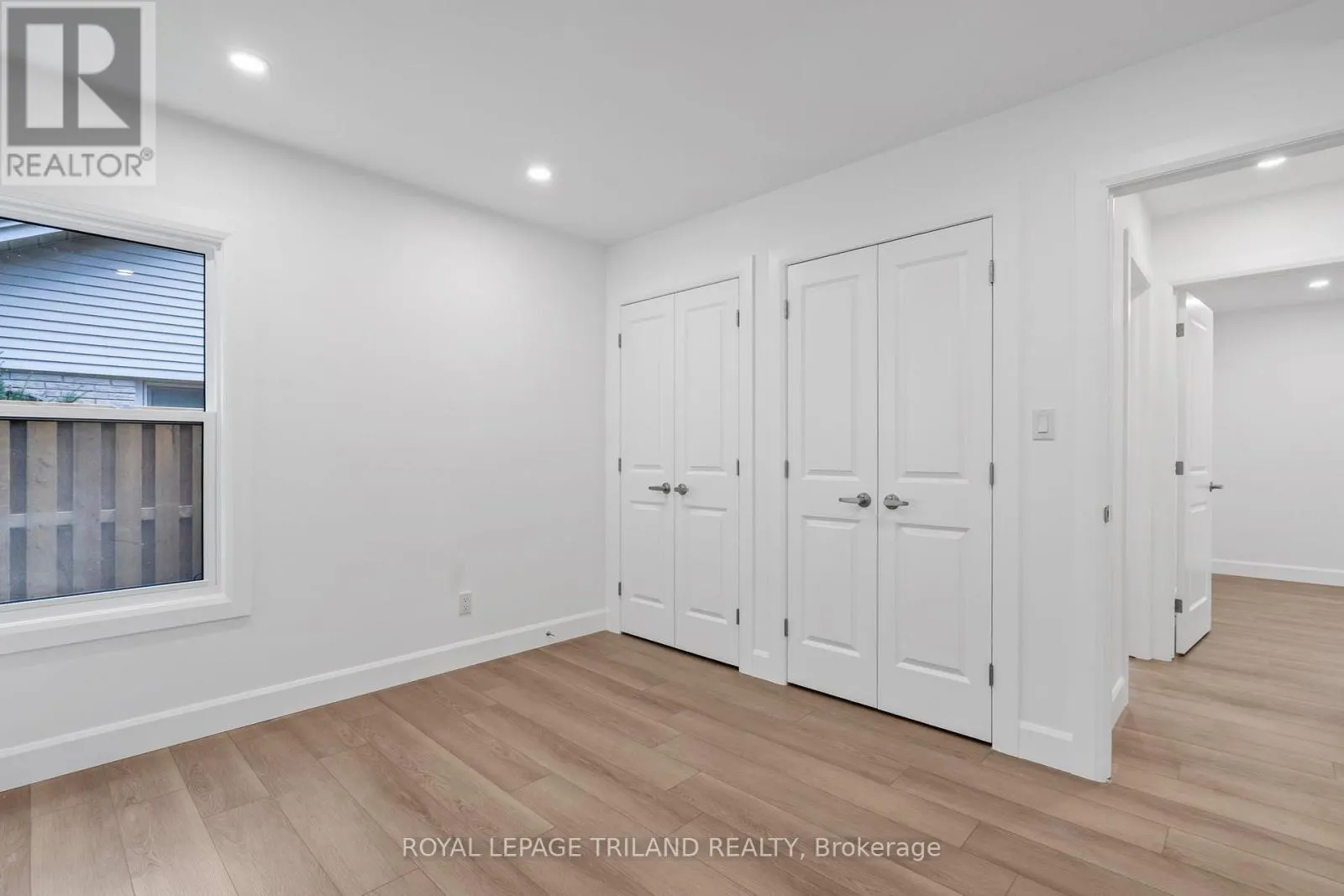 32 BRAEMAR CRESCENT