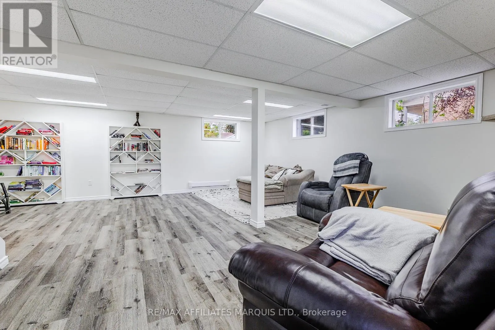 18223 OAK DRIVE