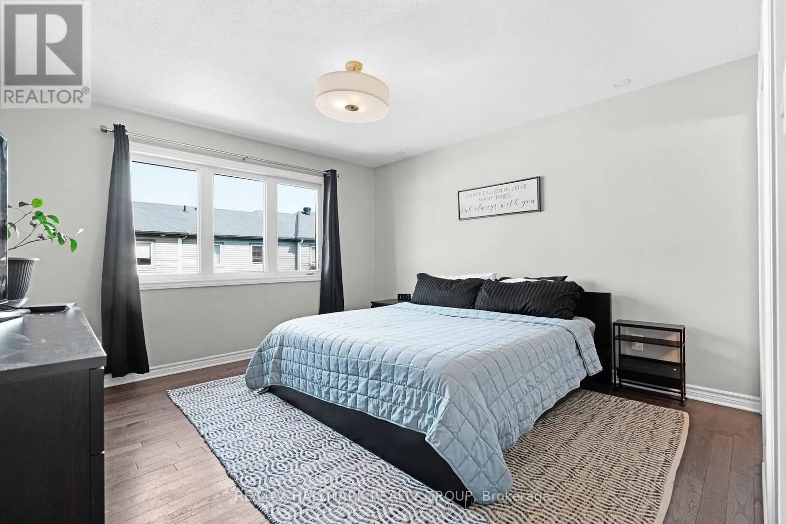 115 SUNSHINE CRESCENT