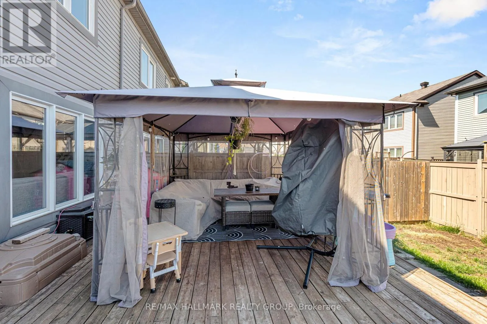 115 SUNSHINE CRESCENT