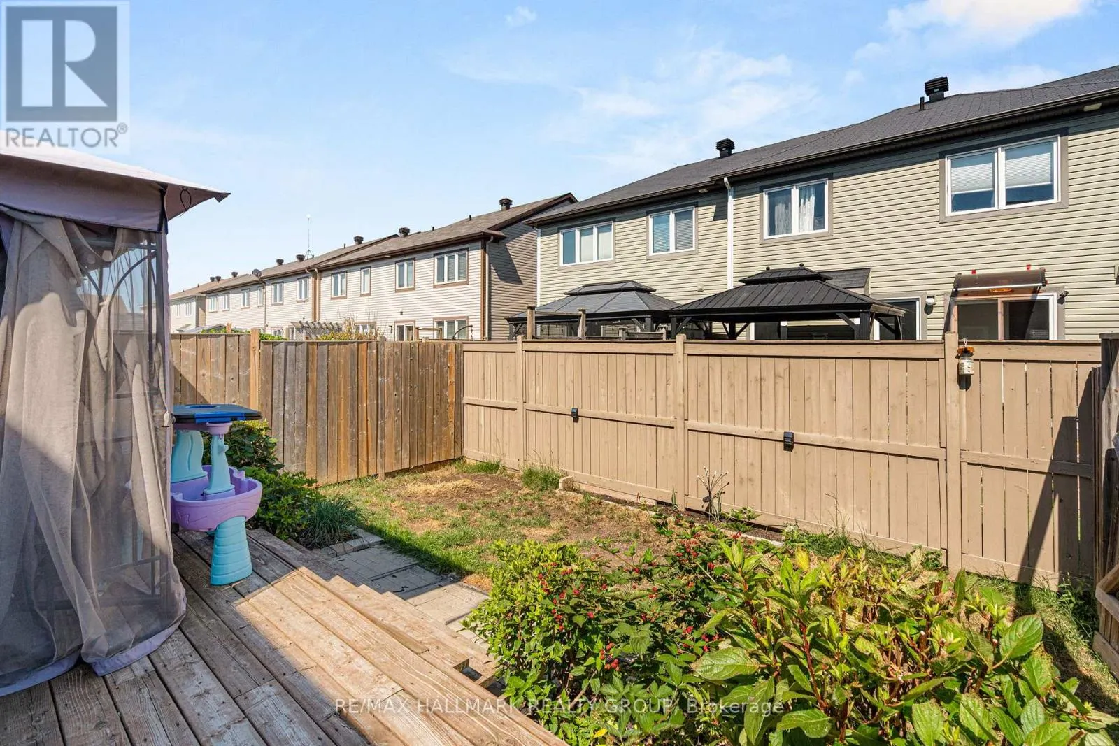 115 SUNSHINE CRESCENT