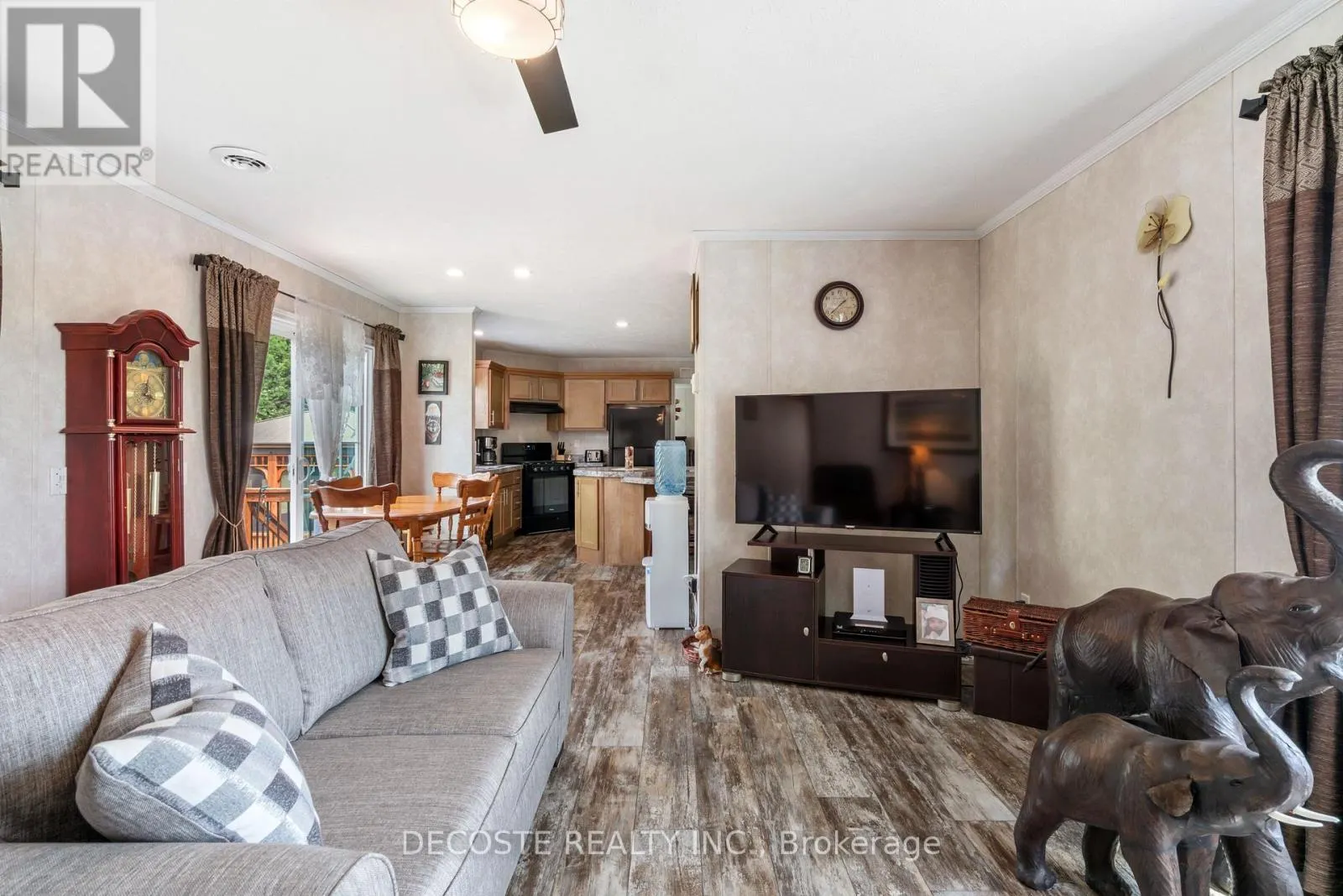 2729 CROWS NEST PRIVATE LANE