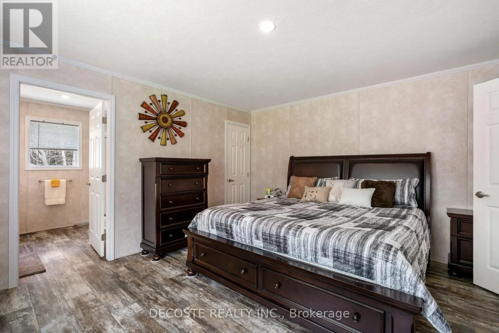 2729 CROWS NEST PRIVATE LANE