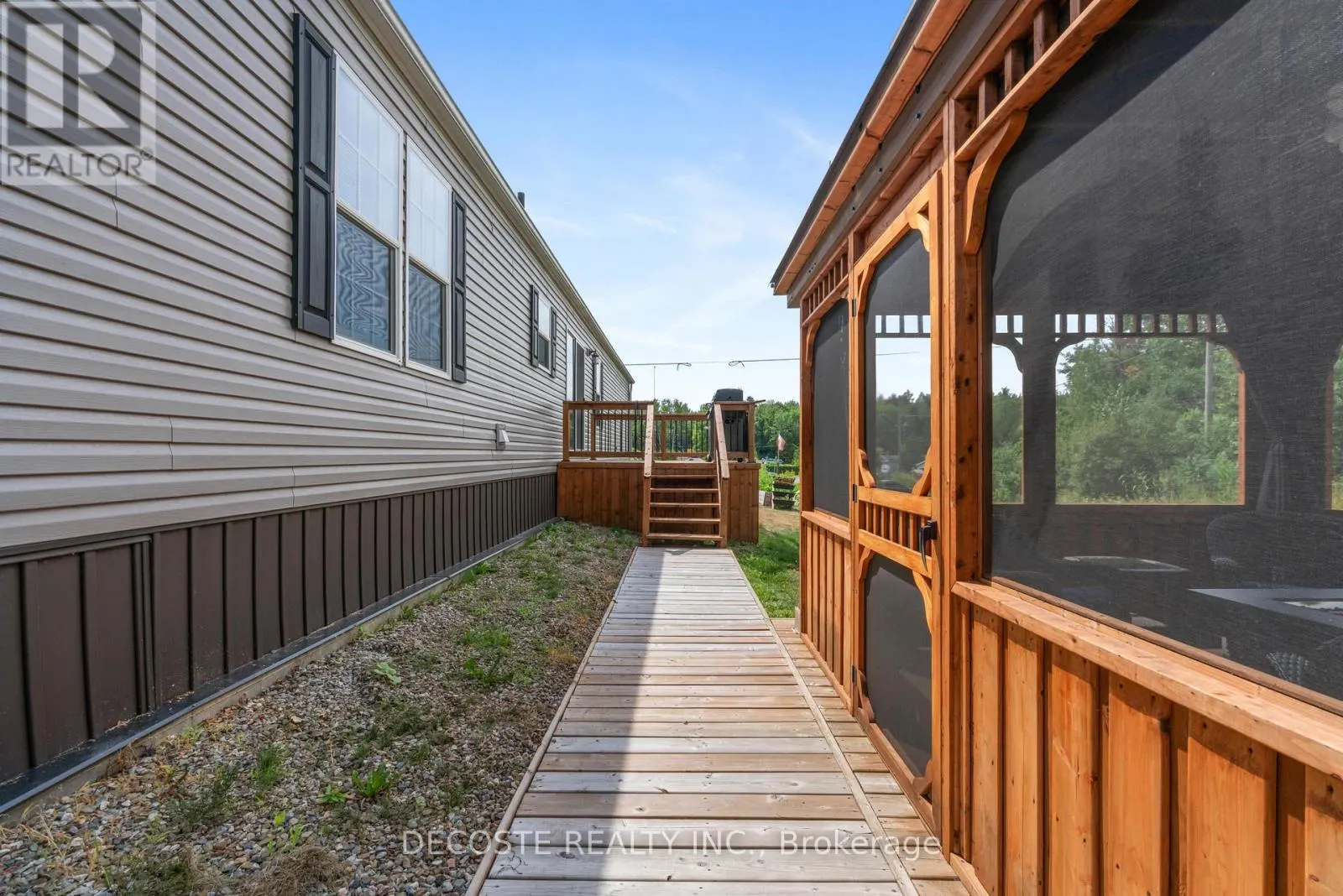 2729 CROWS NEST PRIVATE LANE
