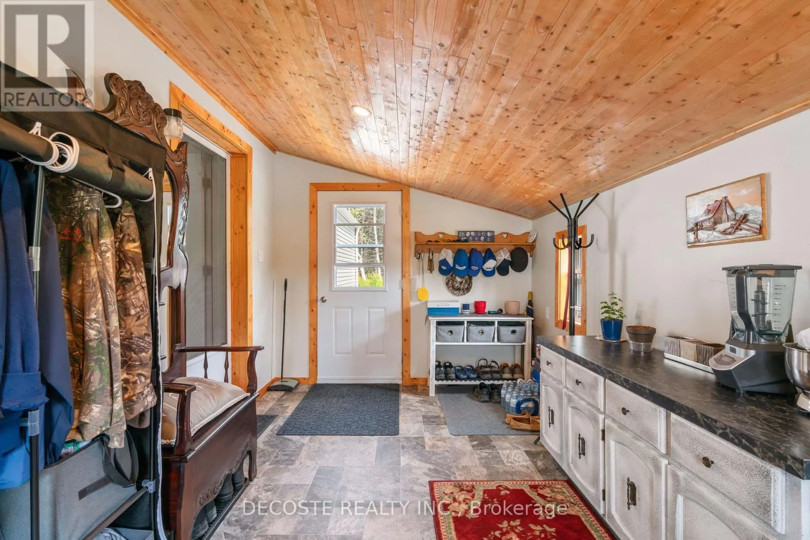 2729 CROWS NEST PRIVATE LANE