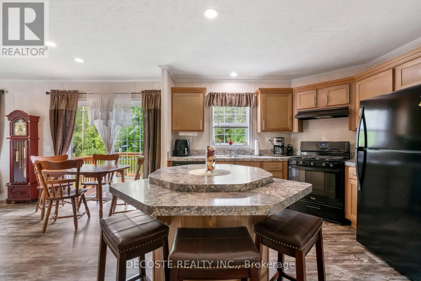 2729 CROWS NEST PRIVATE LANE