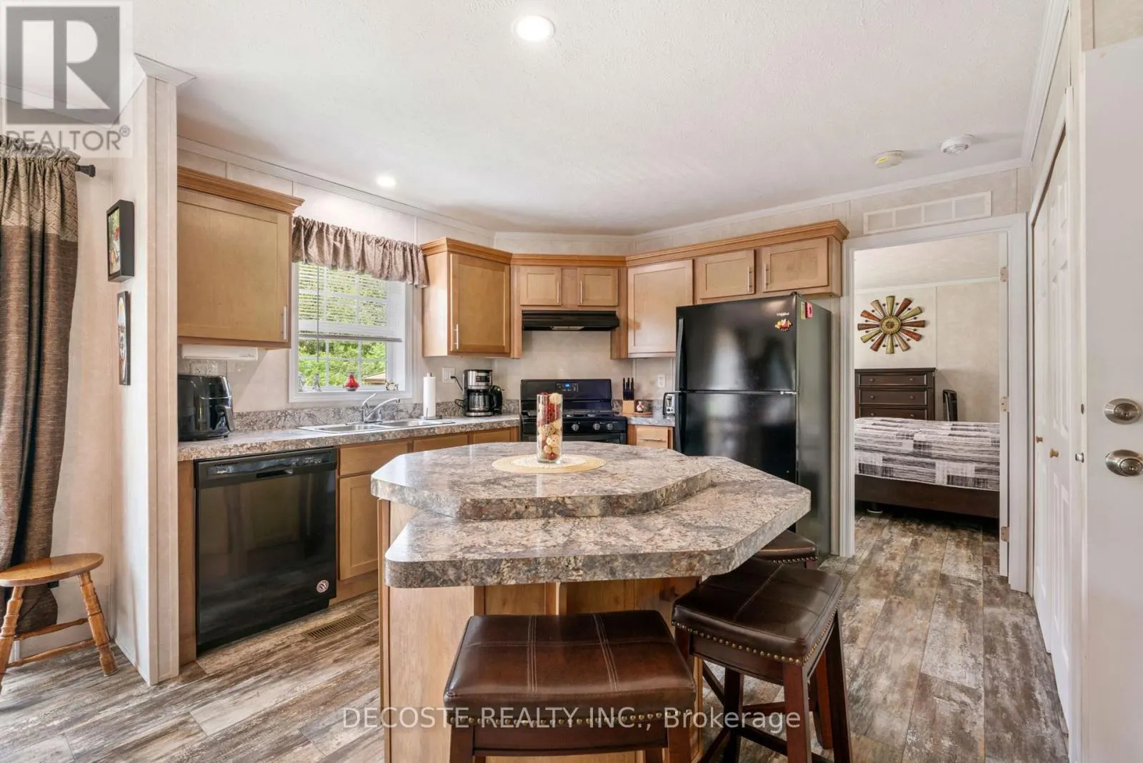 2729 CROWS NEST PRIVATE LANE