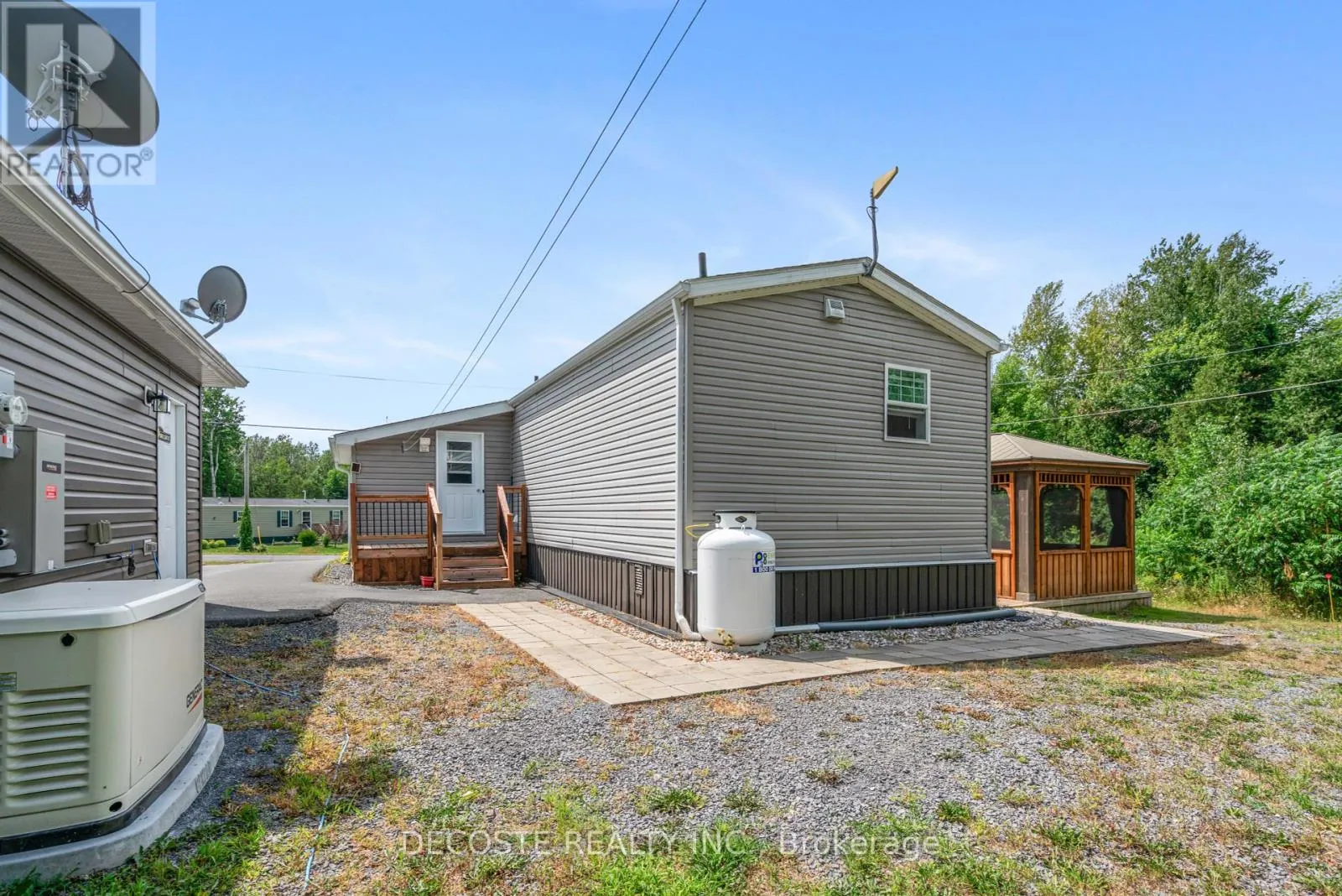 2729 CROWS NEST PRIVATE LANE