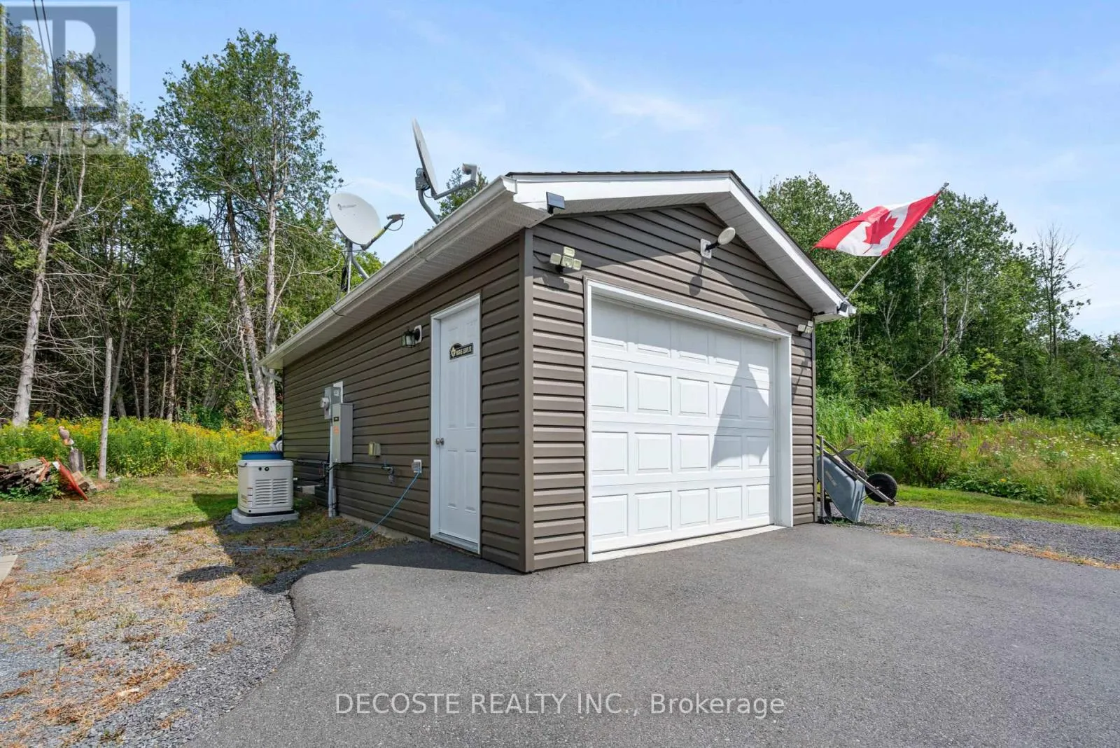 2729 CROWS NEST PRIVATE LANE