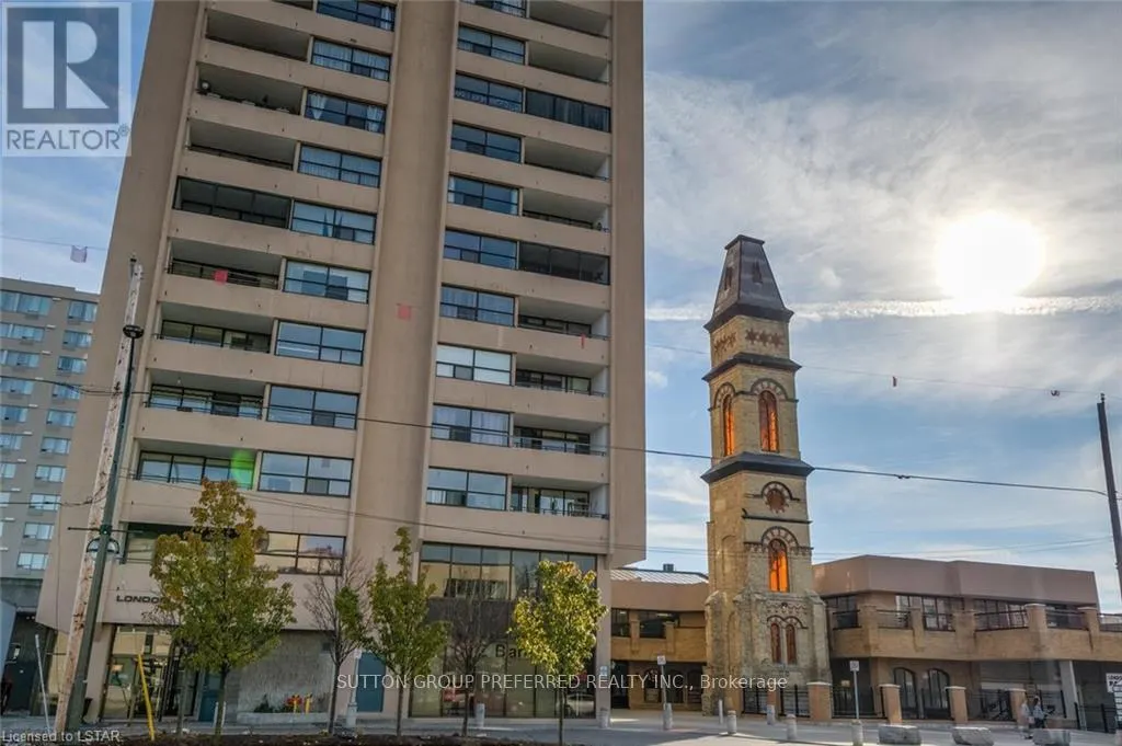 2404 - 389 DUNDAS STREET, #2404