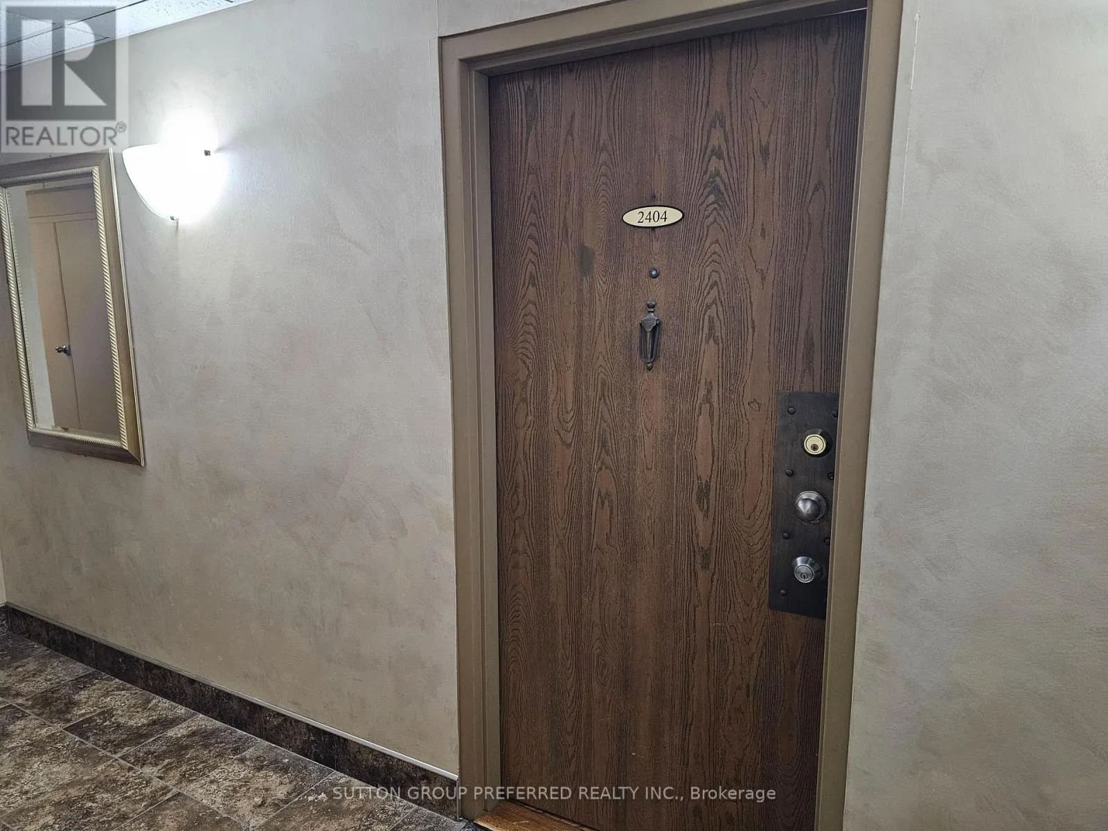 2404 - 389 DUNDAS STREET, #2404