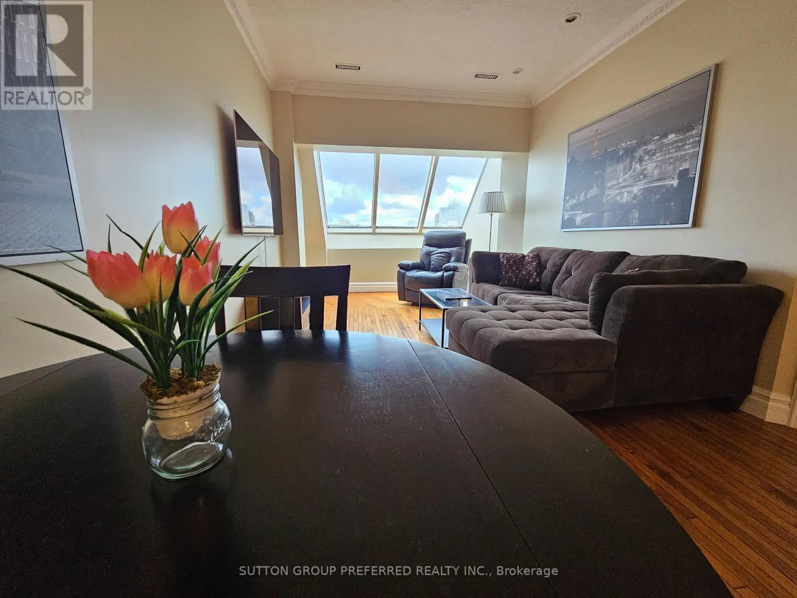 2404 - 389 DUNDAS STREET, #2404