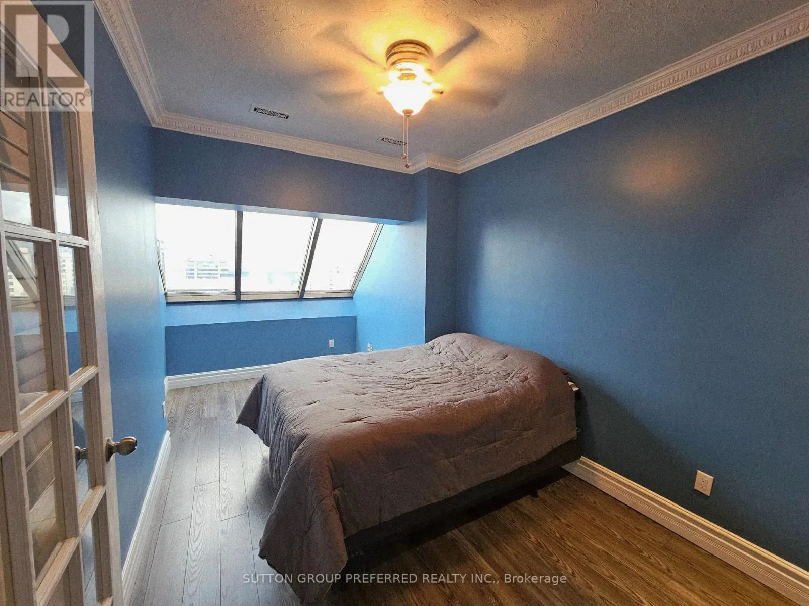 2404 - 389 DUNDAS STREET, #2404
