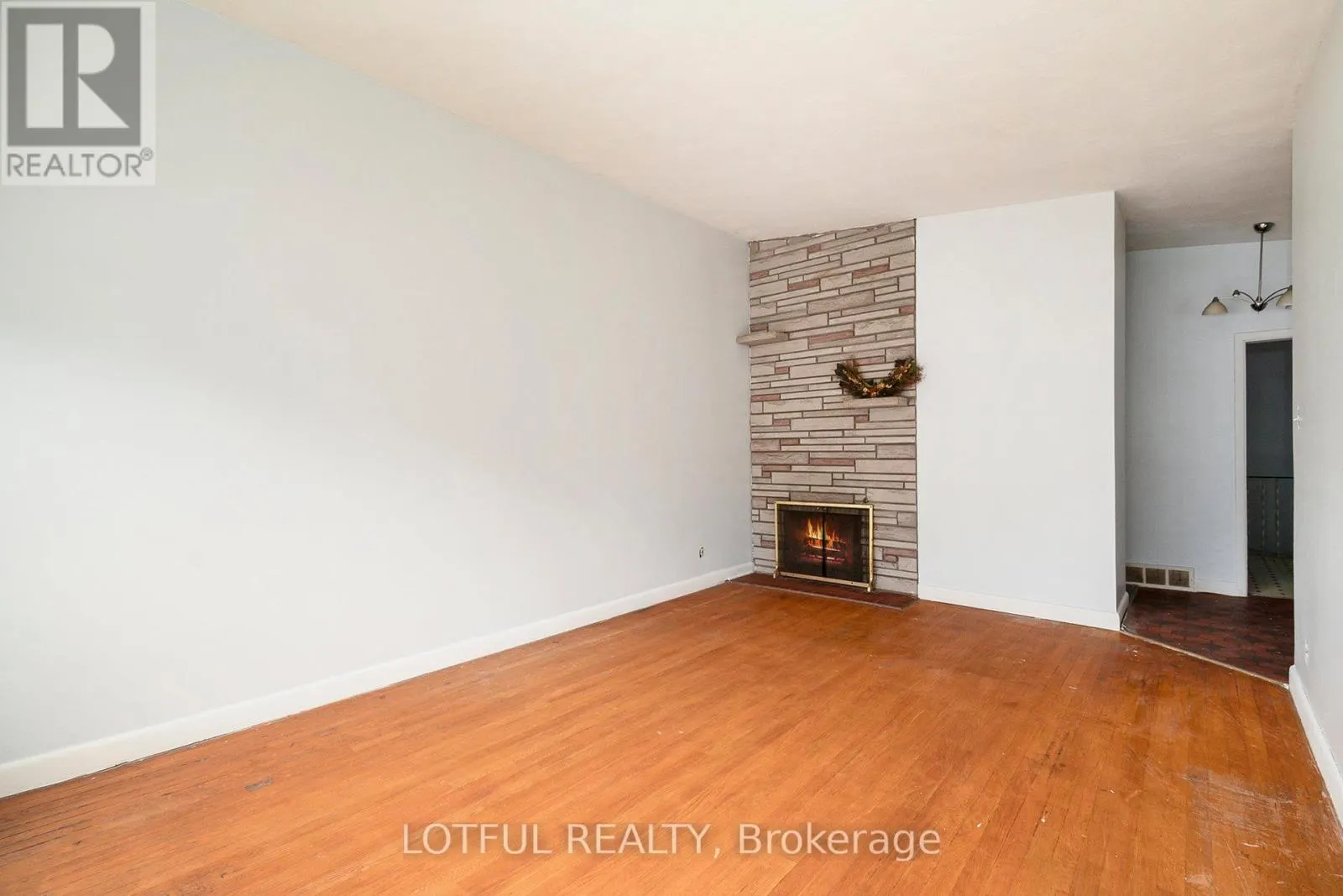 328 PERRIER AVENUE