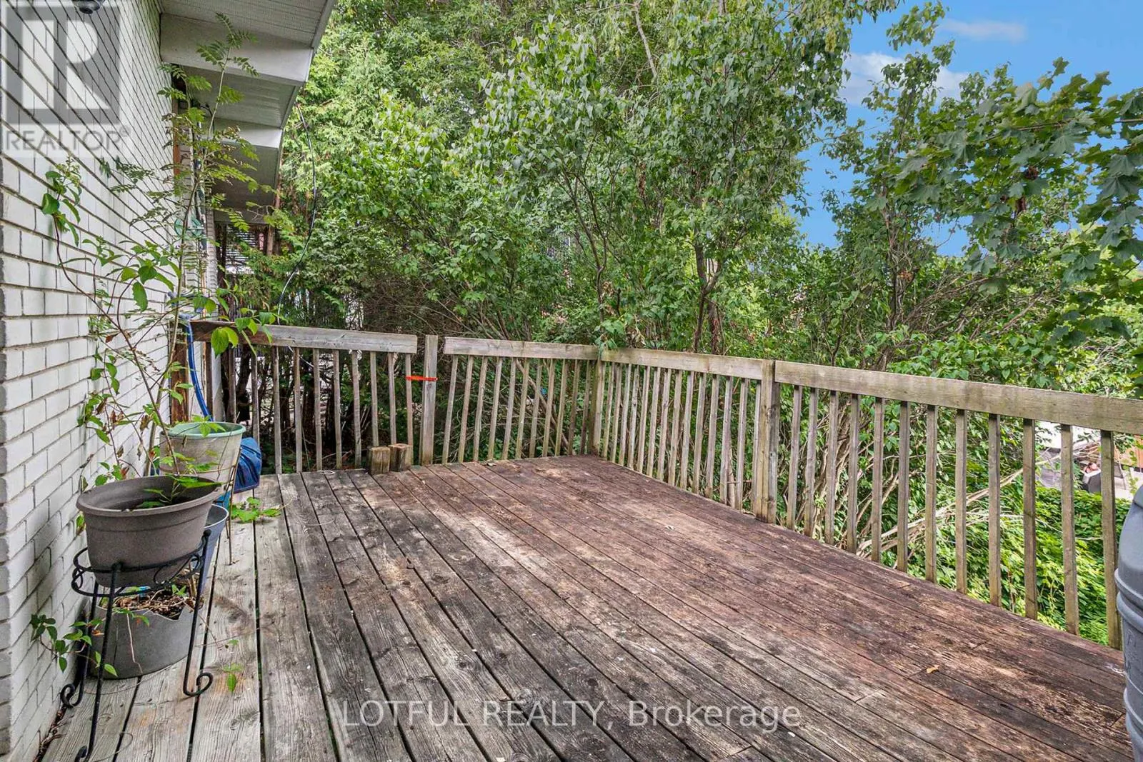 328 PERRIER AVENUE