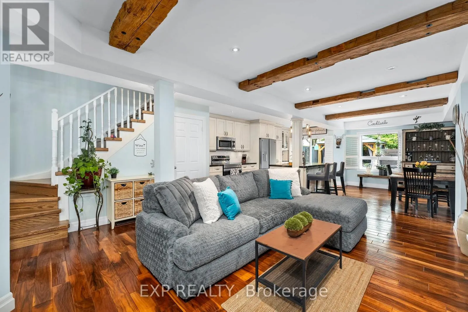 55 FELLOWES CRESCENT