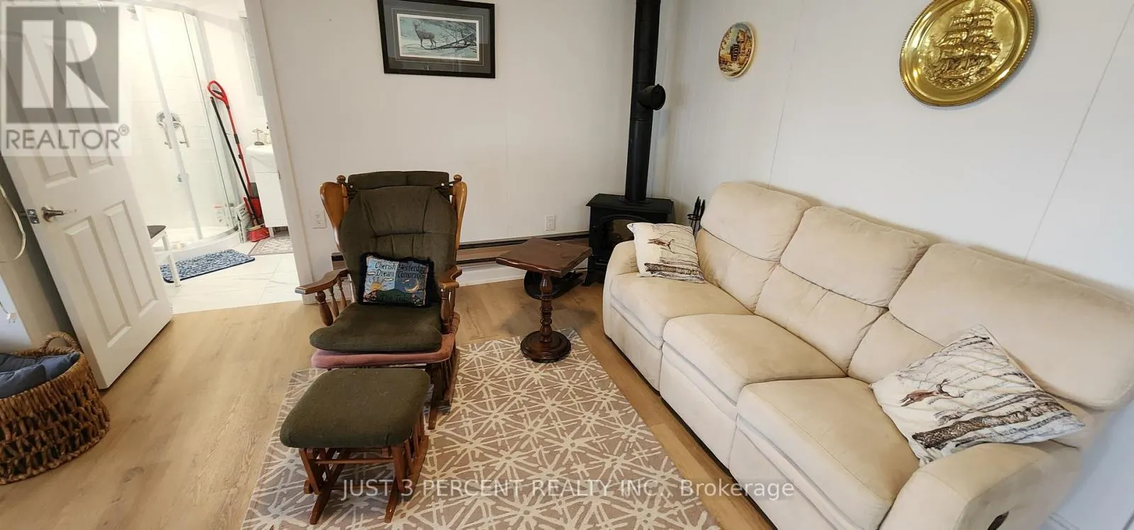 3 - 6060 CURTIS POINT ROAD, #3