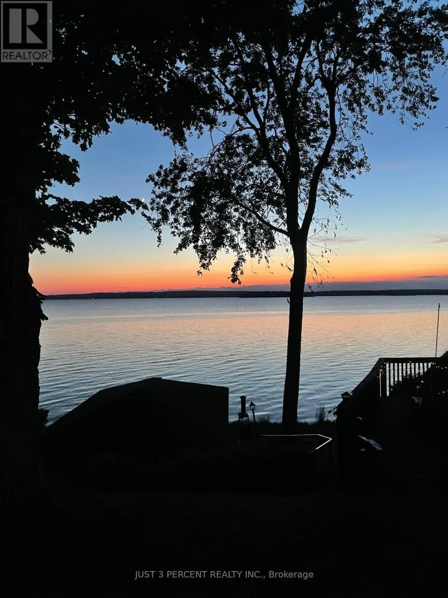 3 - 6060 CURTIS POINT ROAD, #3