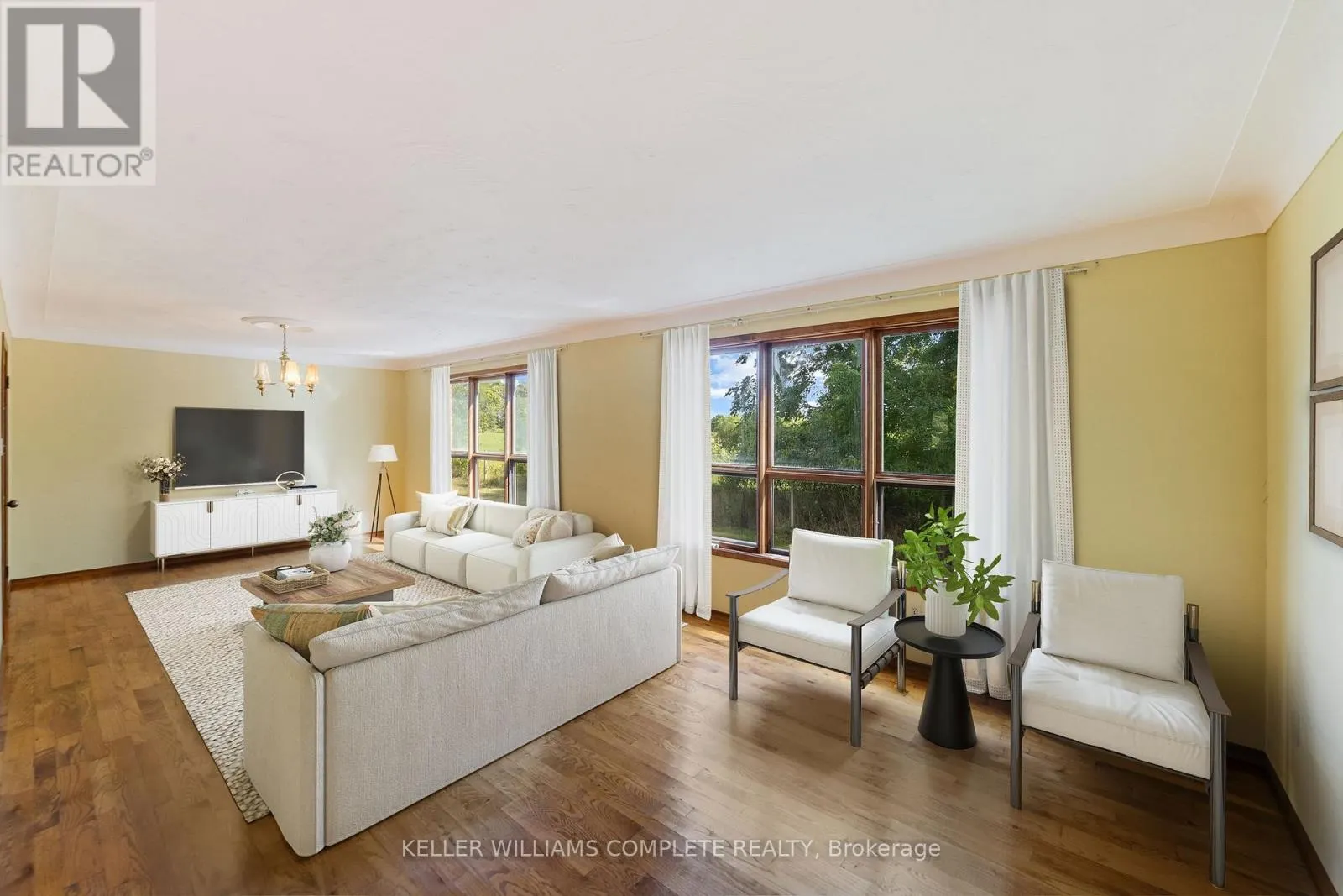 1744 6TH CON ROAD W