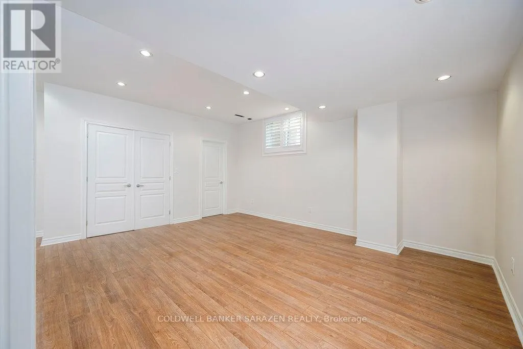 320 RYWALK CIRCLE