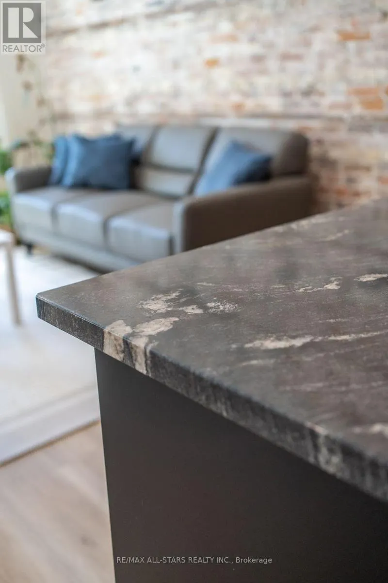 2A - 61 COLBORNE STREET, #2A