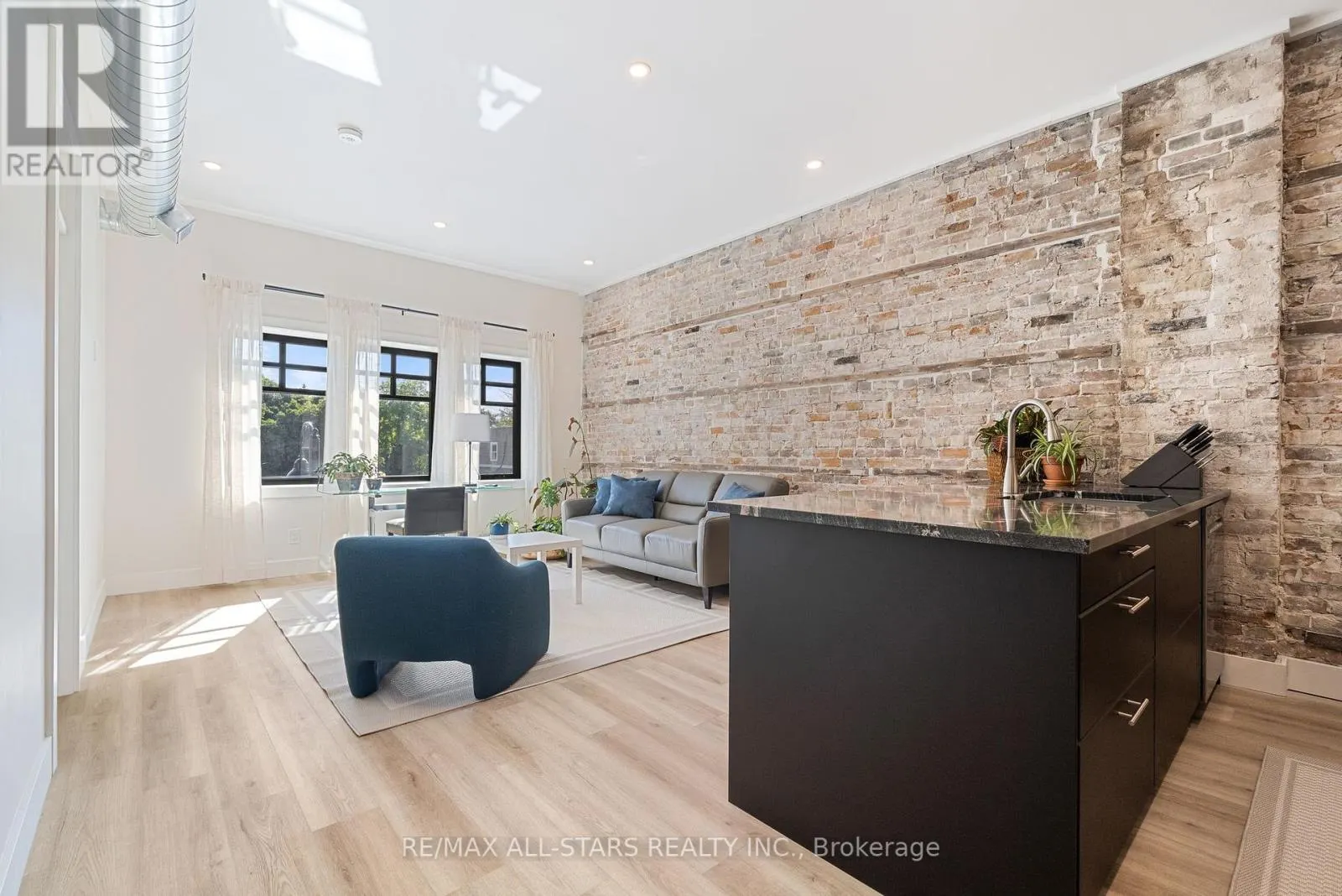 2A - 61 COLBORNE STREET, #2A