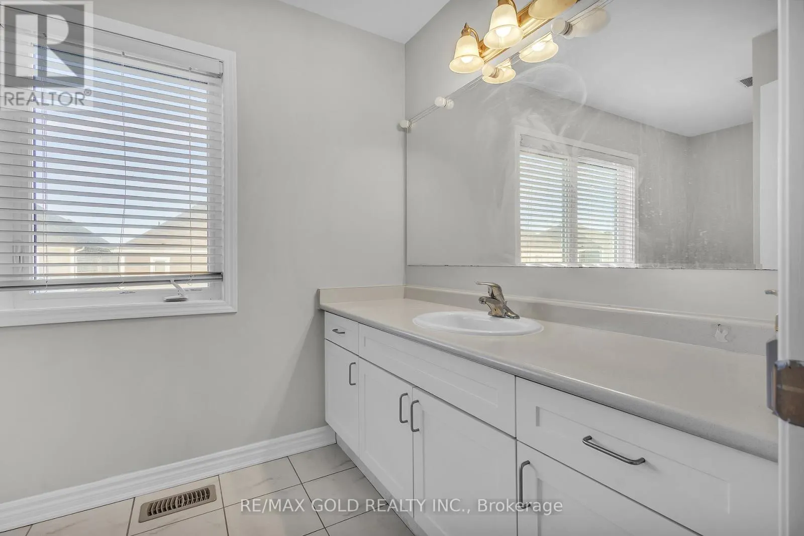 63 COMPASS TRAIL