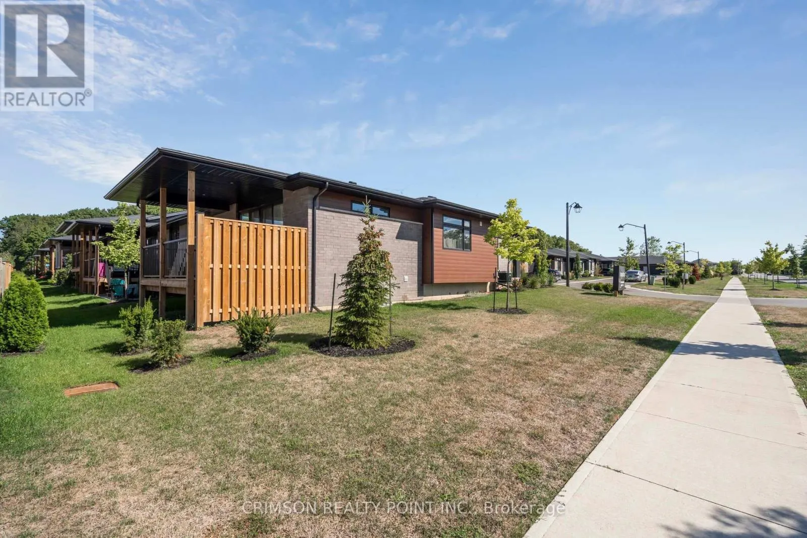 1 - 300 RICHMOND STREET