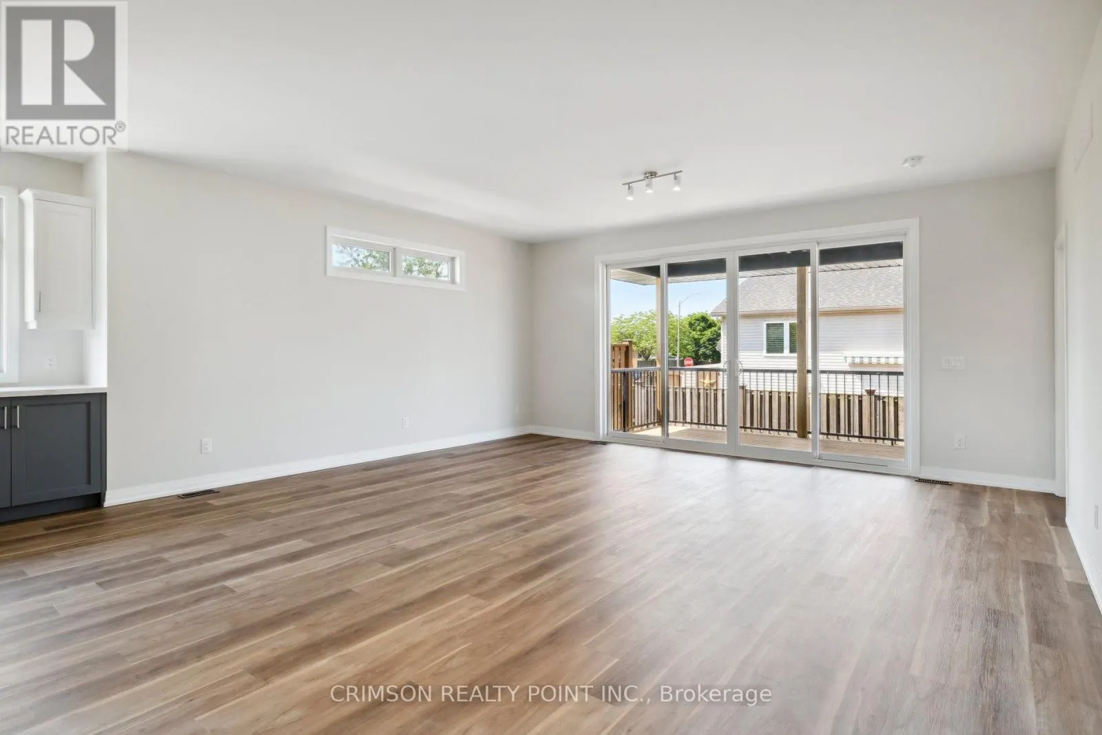 1 - 300 RICHMOND STREET