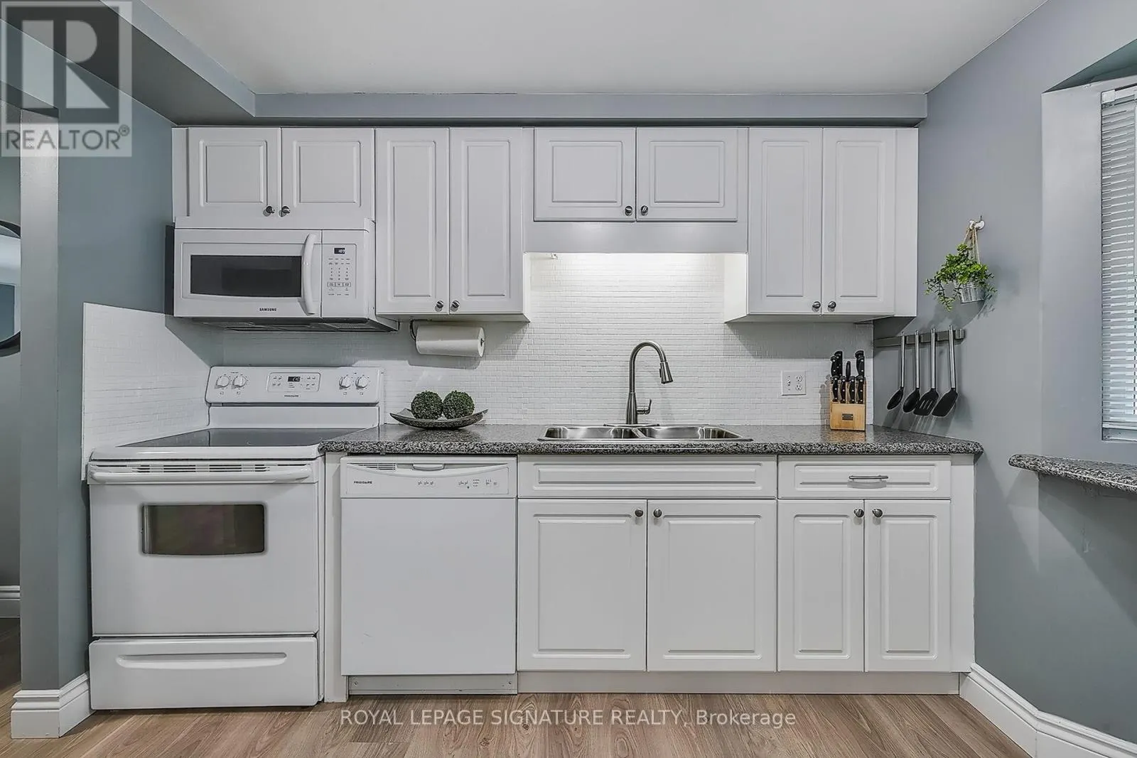 360 CORNERBROOK PLACE