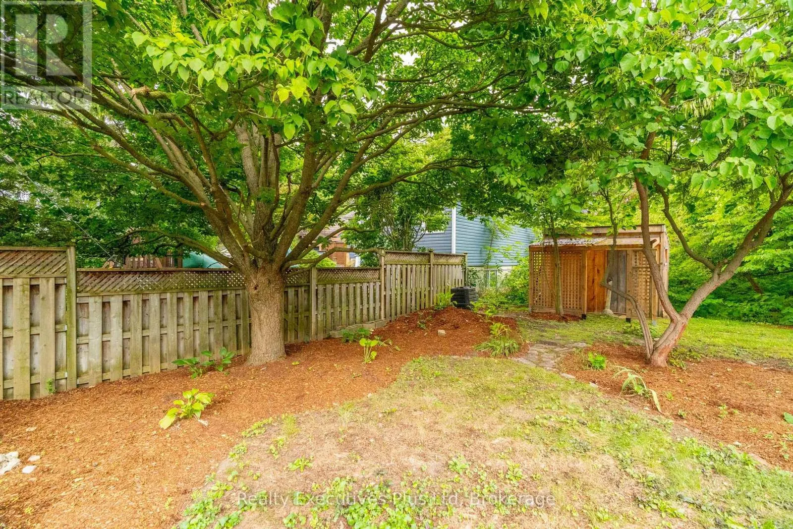 61 HEARN AVENUE