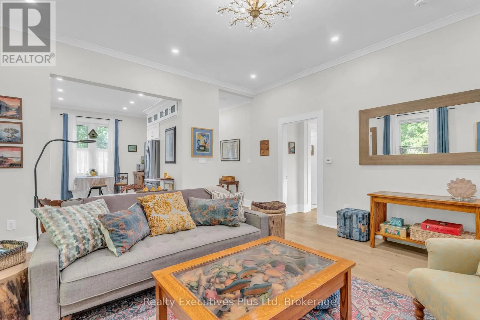 61 HEARN AVENUE