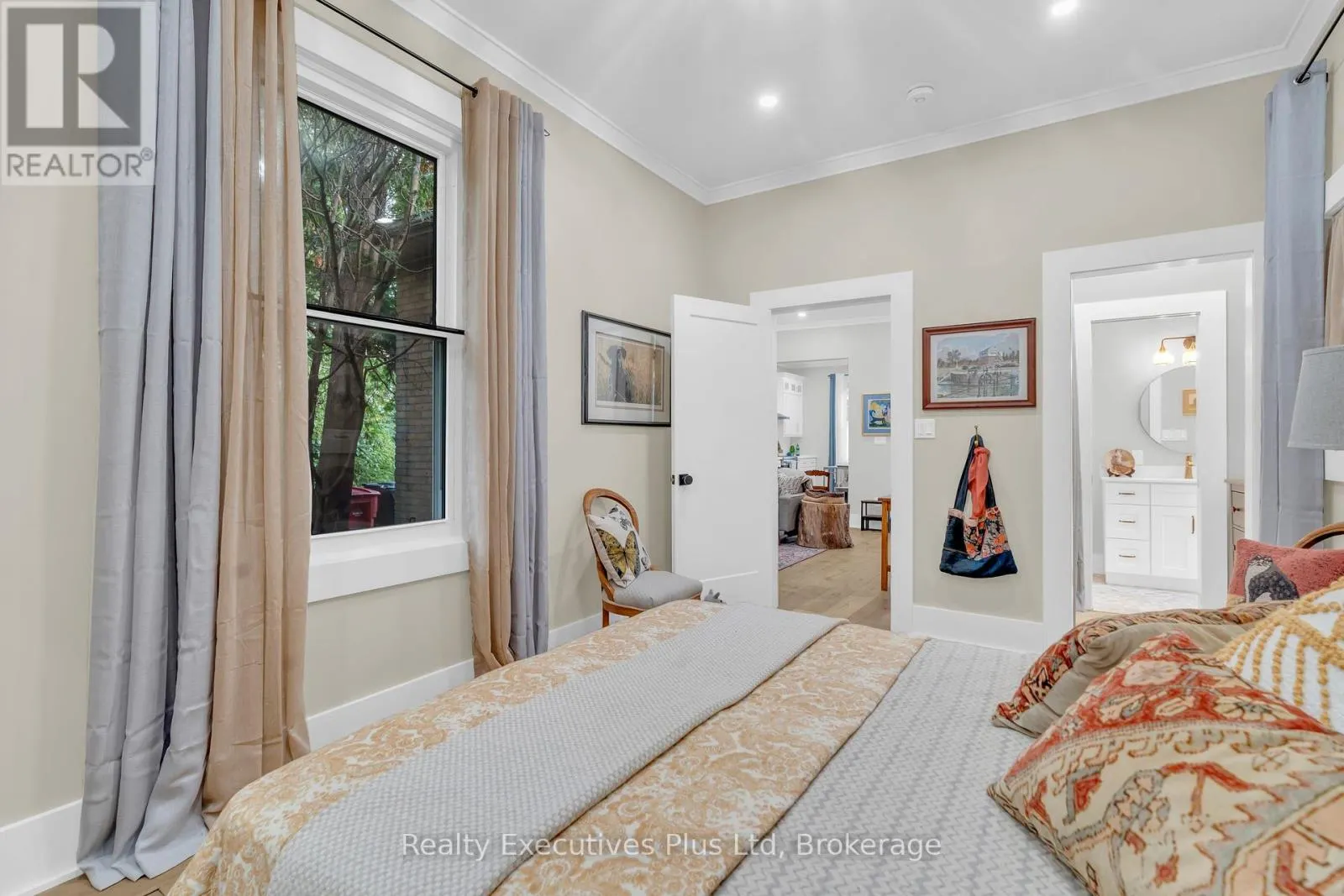 61 HEARN AVENUE