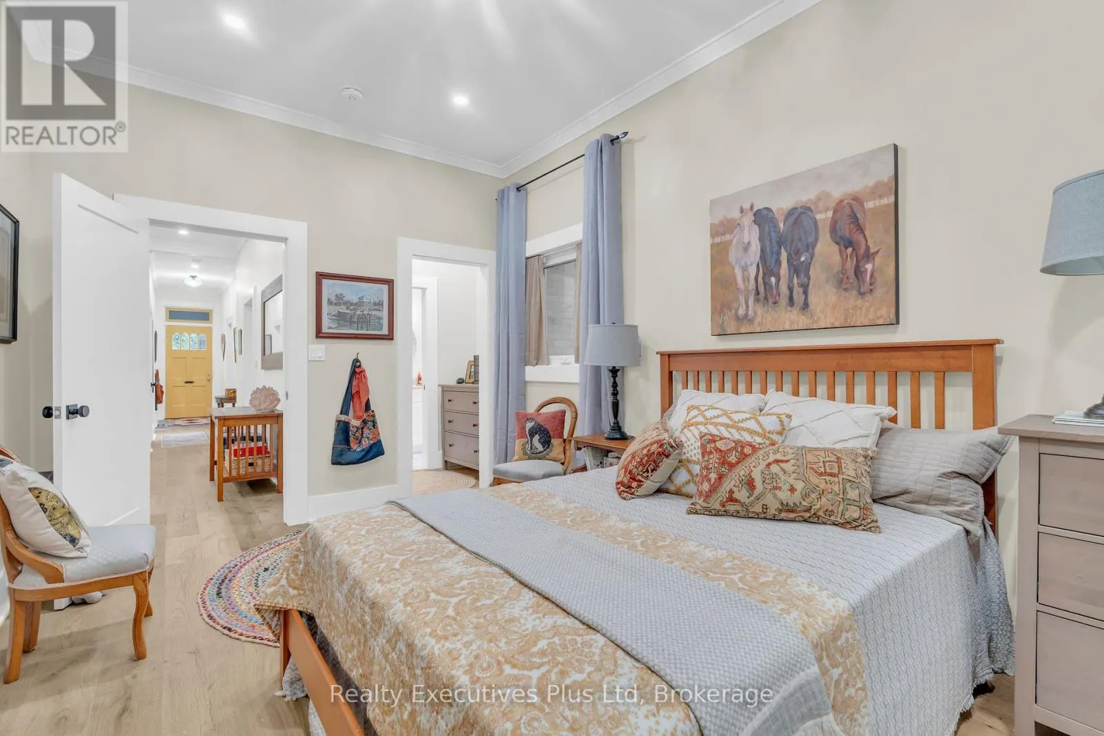 61 HEARN AVENUE