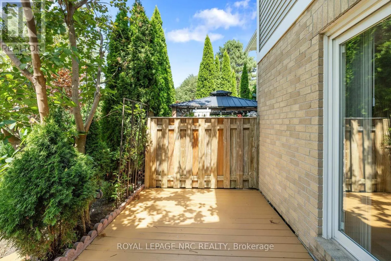 9 - 38 ELMA STREET, #9