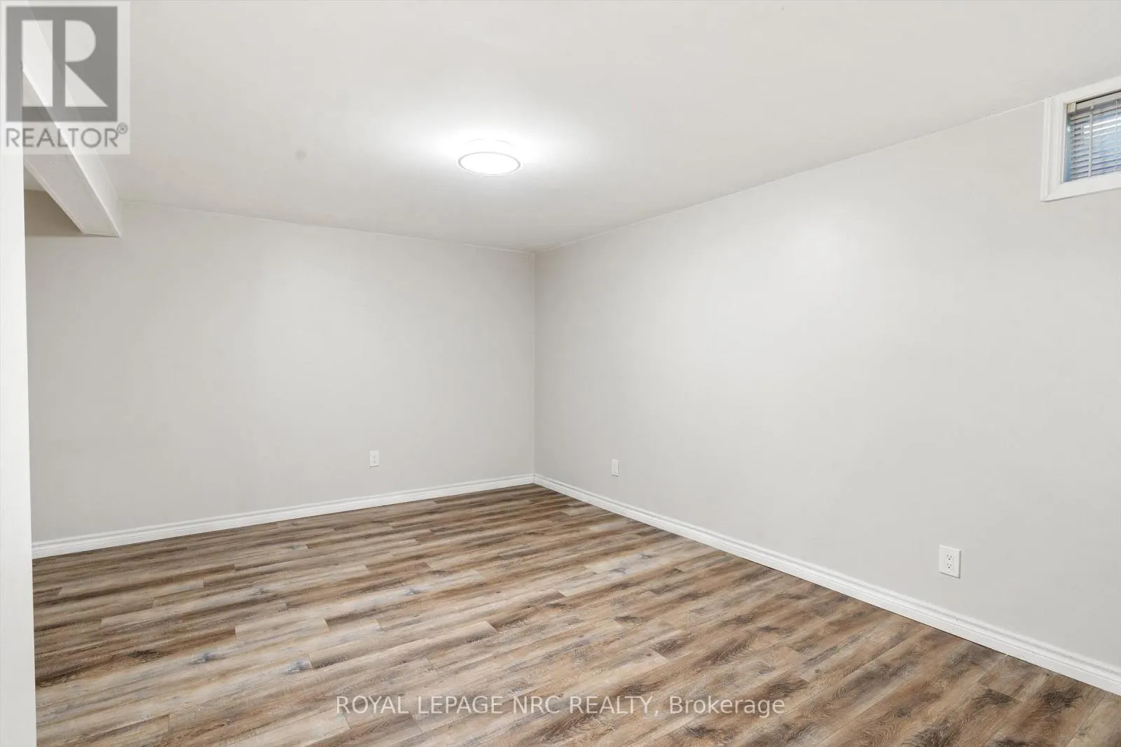 9 - 38 ELMA STREET, #9