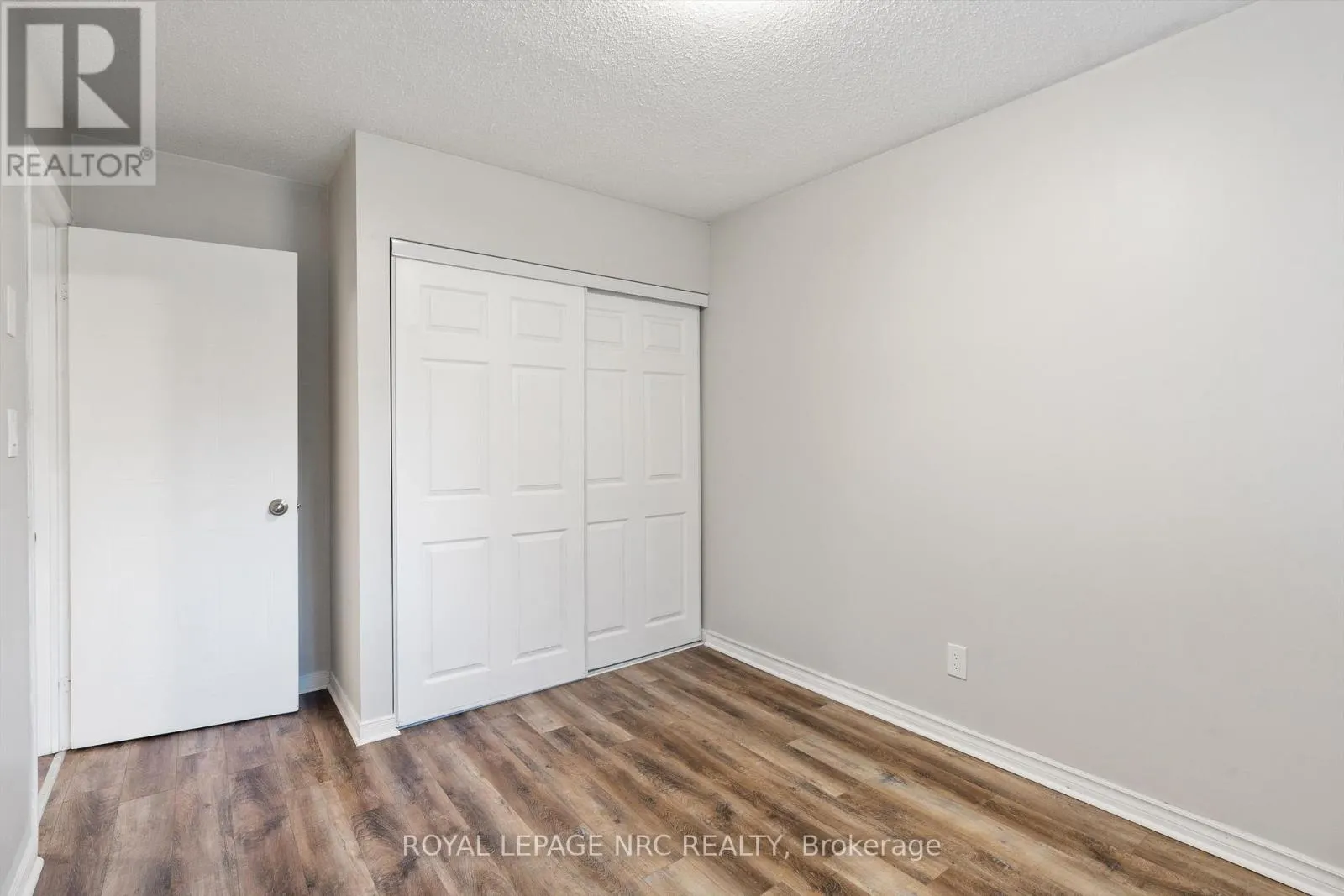 9 - 38 ELMA STREET, #9