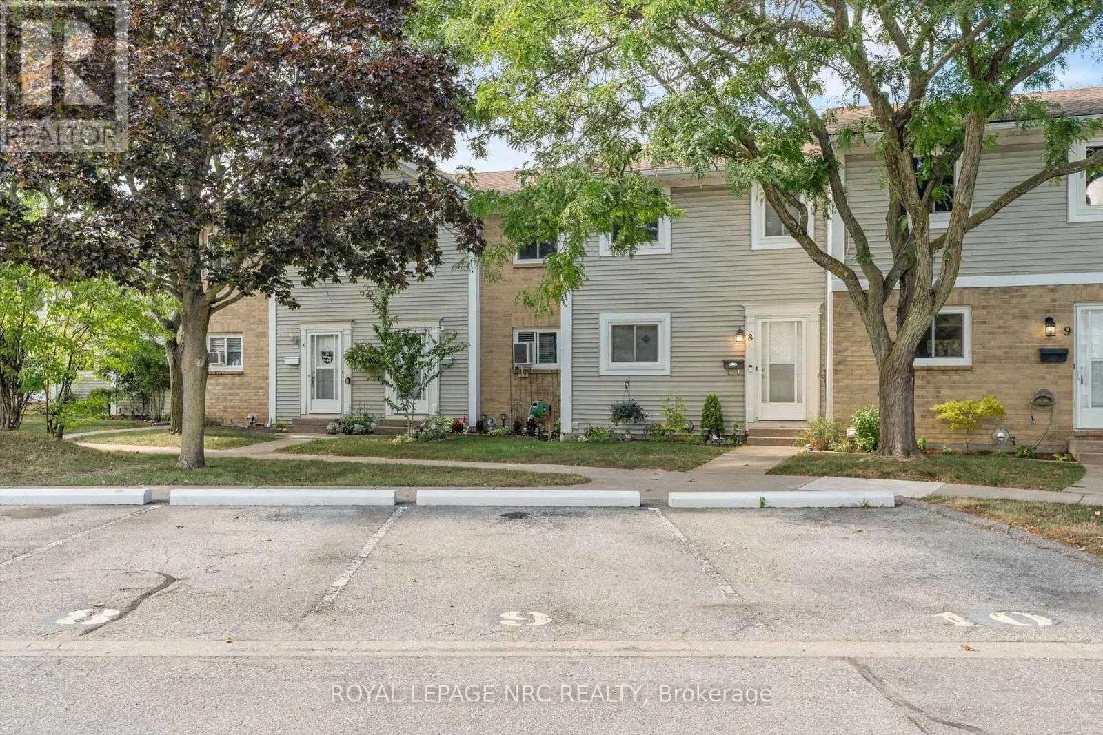 9 - 38 ELMA STREET, #9
