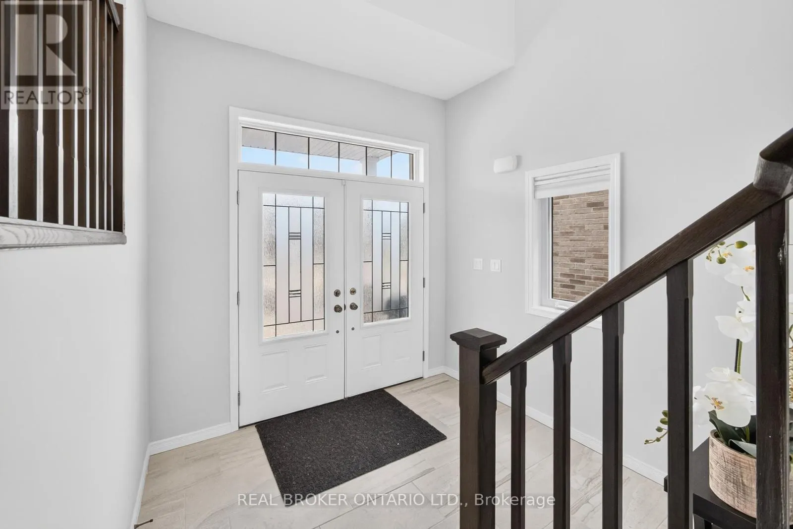 326 MOORLANDS CRESCENT