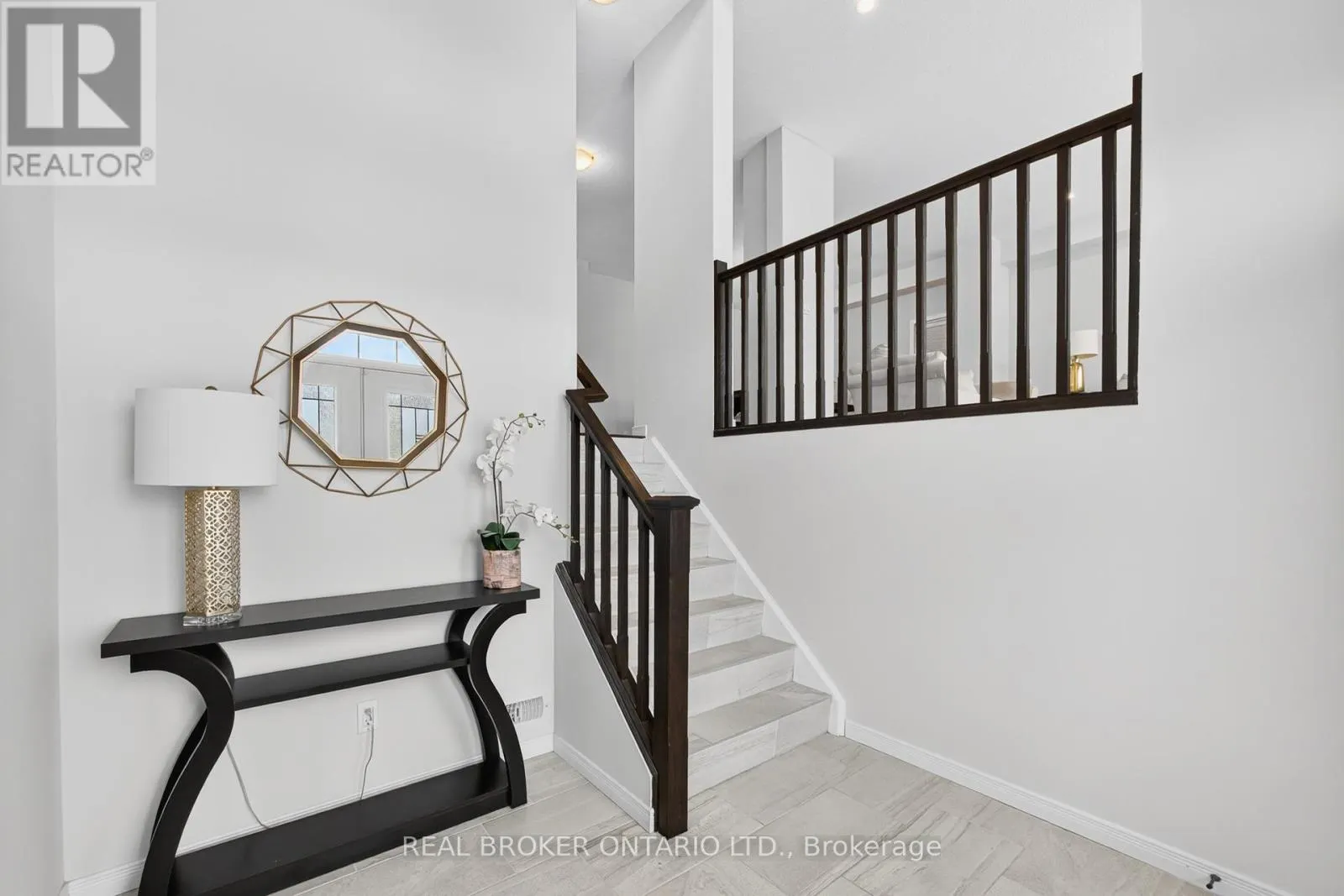 326 MOORLANDS CRESCENT