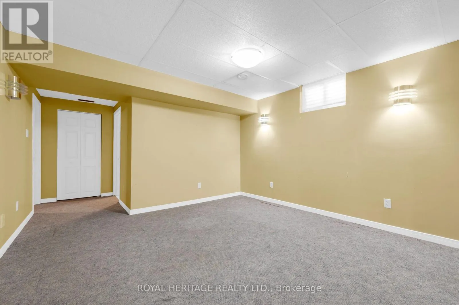 10 BRIARWOOD CRESCENT