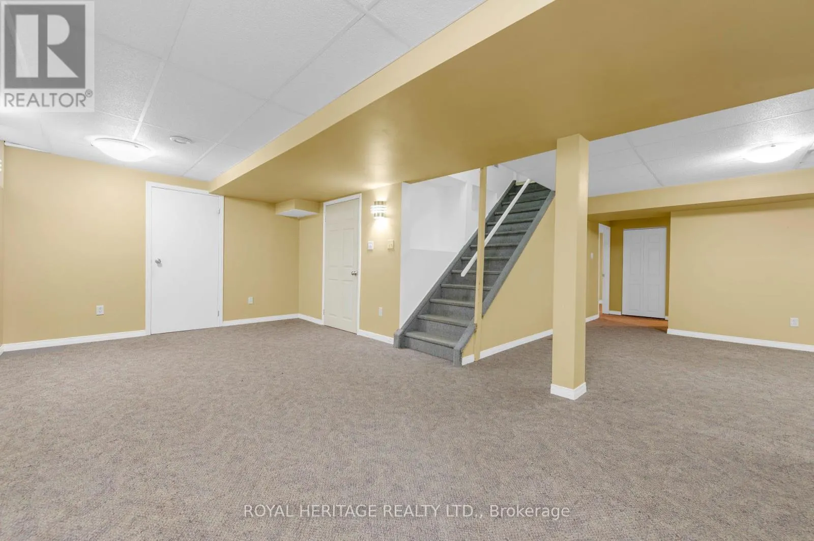 10 BRIARWOOD CRESCENT