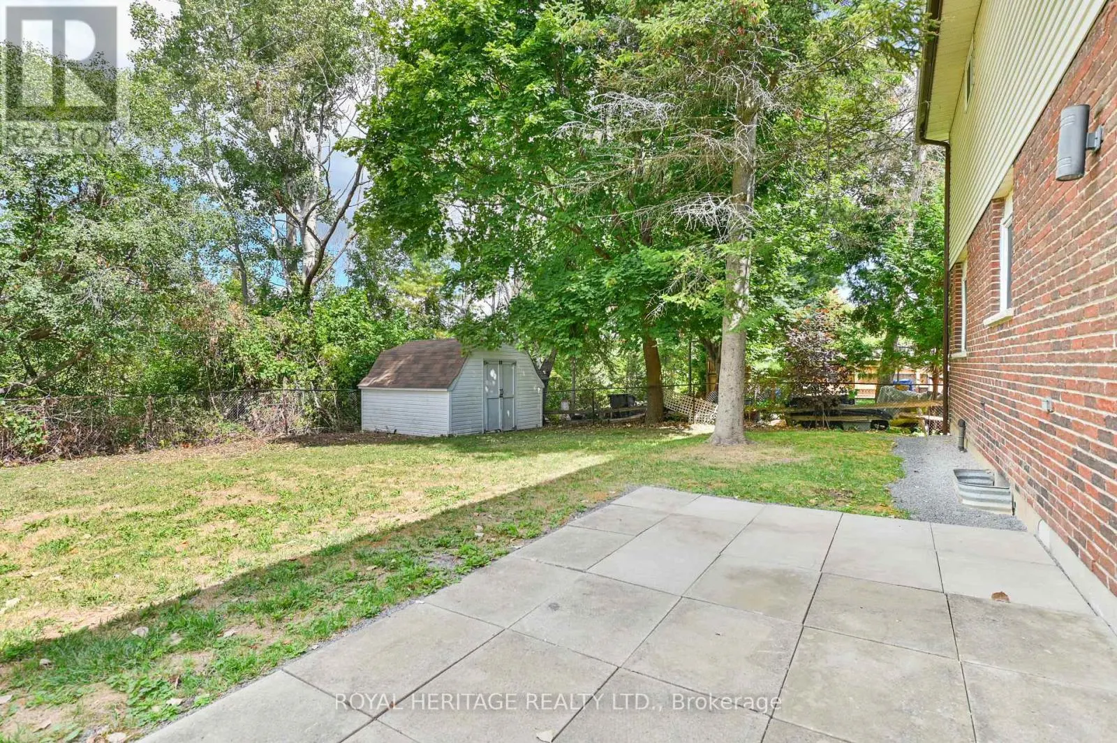 10 BRIARWOOD CRESCENT