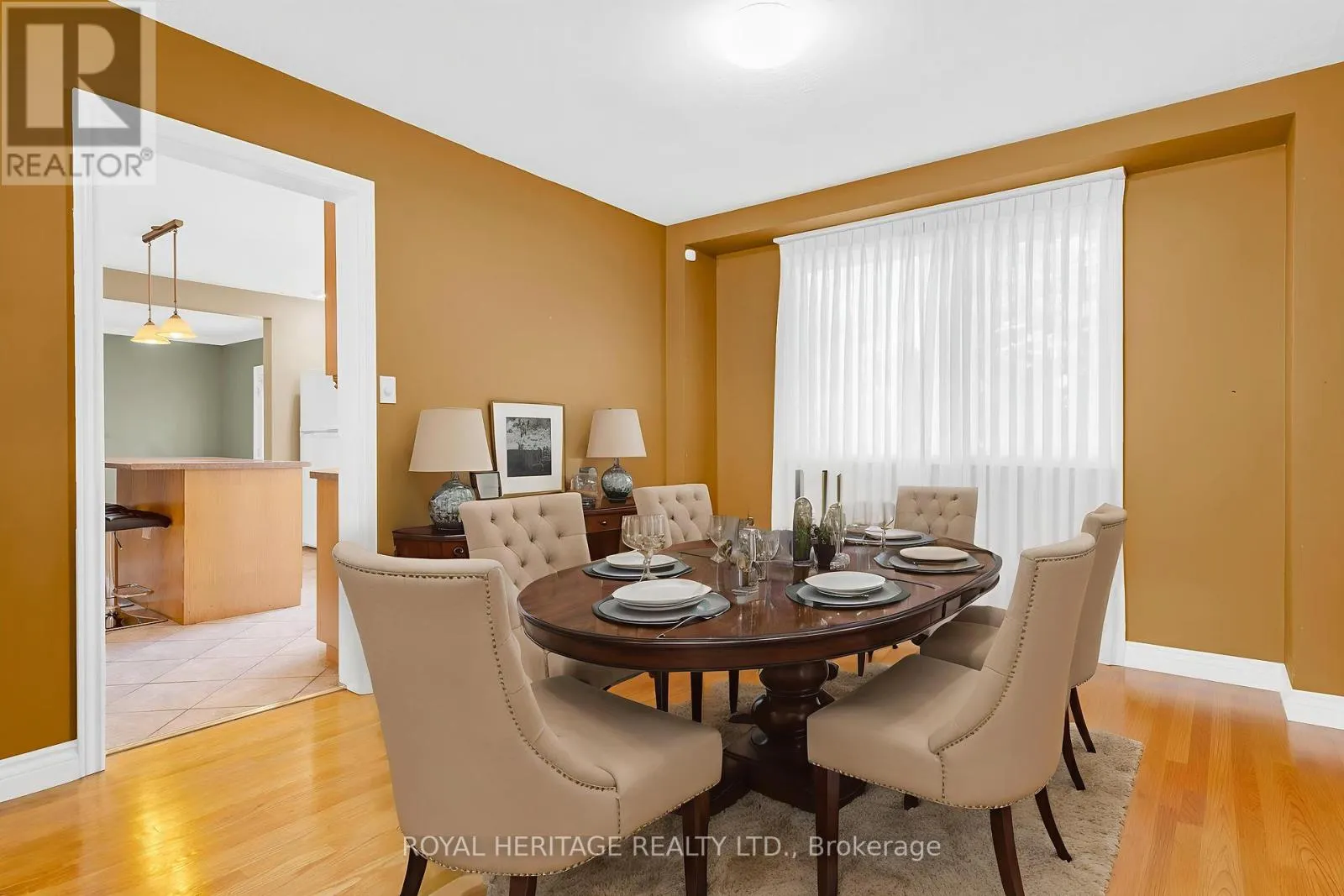 10 BRIARWOOD CRESCENT